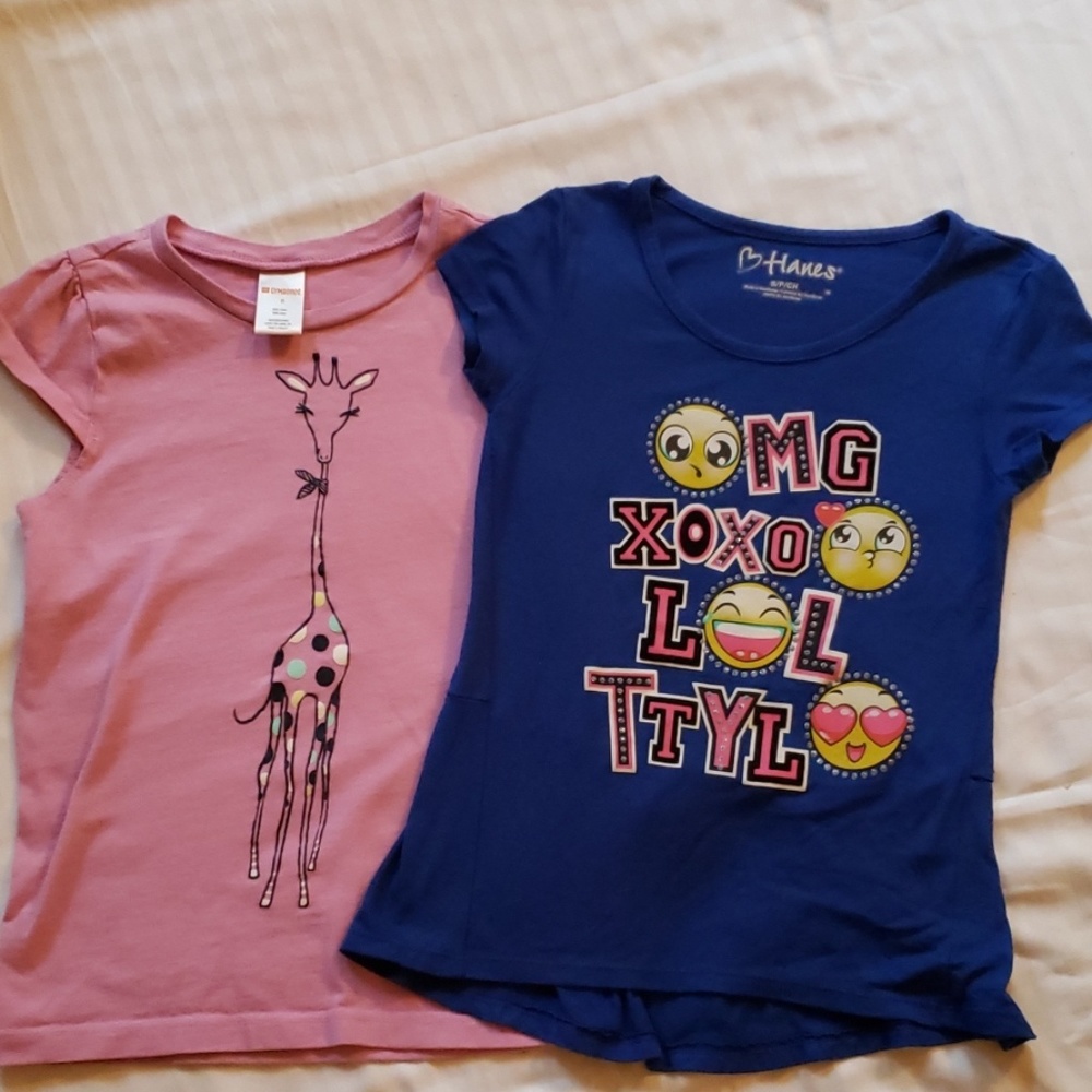 Two graphic tees like new size small 6
